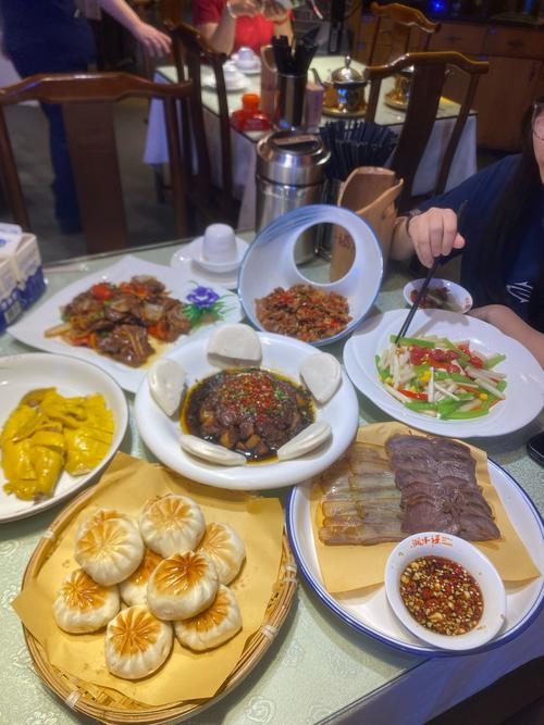 品味郑州爱晚亭湘菜馆,传统湘韵与现代美食的完美交融_郑州爱晚亭湘菜馆 饮食大全 品味郑州爱晚亭湘菜馆,传统湘韵与现代美食的完美交融_郑州爱晚亭湘菜馆 品味郑州爱晚亭湘菜馆,传统湘韵与现代美食的完美交融_郑州爱晚亭湘菜馆 饮食大全