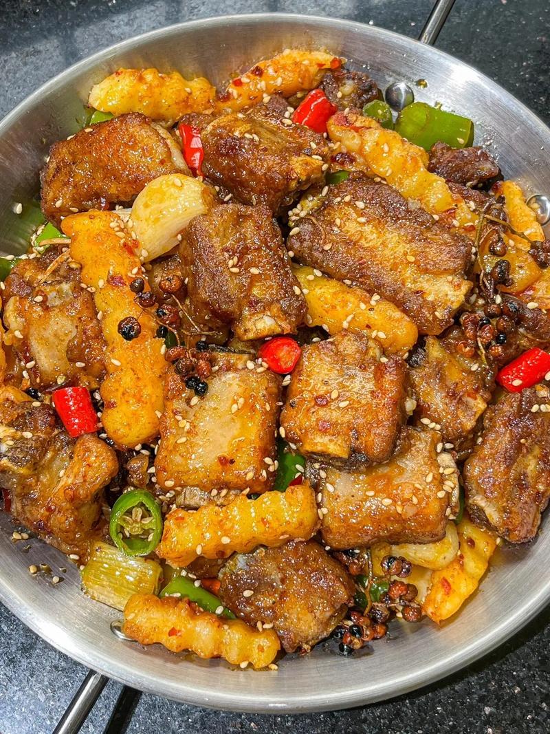 湘菜干锅排骨,家常风味,舌尖上的家乡味_湘菜干锅排骨家常做法大全 饮食大全 湘菜干锅排骨,家常风味,舌尖上的家乡味_湘菜干锅排骨家常做法大全 湘菜干锅排骨,家常风味,舌尖上的家乡味_湘菜干锅排骨家常做法大全 饮食大全