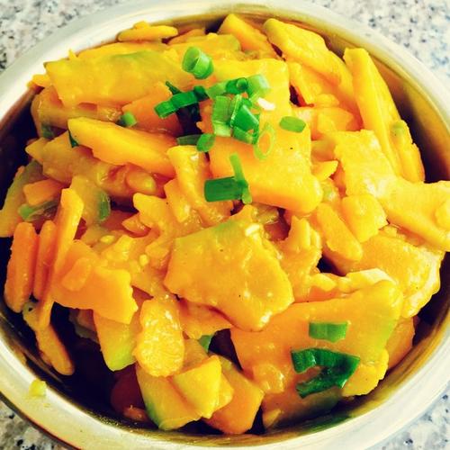 湘菜炒嫩南瓜,色泽诱人,滋味独特,品味湖南家常菜之美_湘菜炒嫩南瓜的做法大全 饮食大全 湘菜炒嫩南瓜,色泽诱人,滋味独特,品味湖南家常菜之美_湘菜炒嫩南瓜的做法大全 湘菜炒嫩南瓜,色泽诱人,滋味独特,品味湖南家常菜之美_湘菜炒嫩南瓜的做法大全 饮食大全