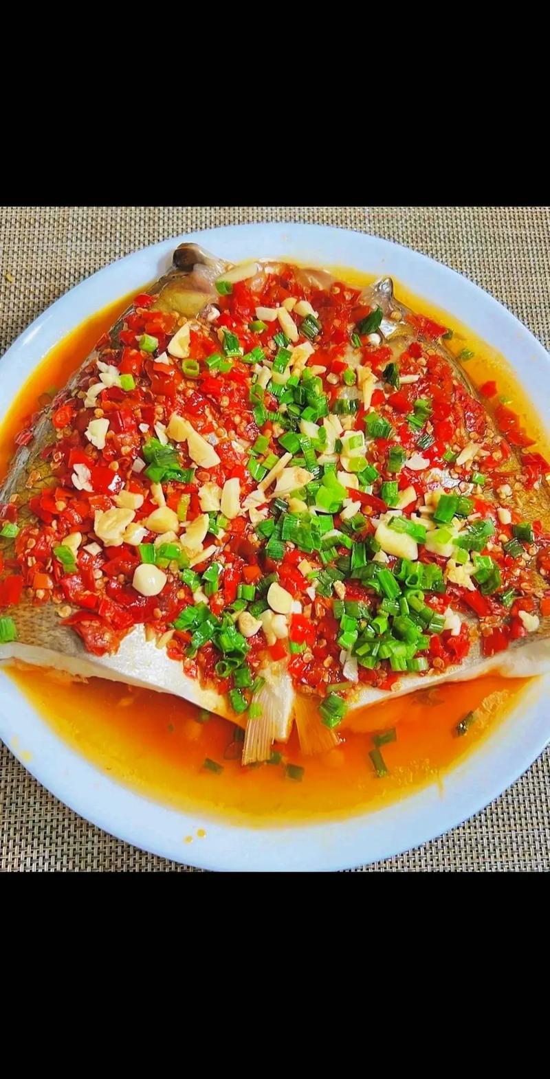 湘菜秘制剁椒鱼头,鲜香扑鼻的鱼头盛宴,介绍传统湘味的精髓(湘菜秘制剁椒鱼头图片) 饮食大全 湘菜秘制剁椒鱼头,鲜香扑鼻的鱼头盛宴,介绍传统湘味的精髓(湘菜秘制剁椒鱼头图片) 湘菜秘制剁椒鱼头,鲜香扑鼻的鱼头盛宴,介绍传统湘味的精髓(湘菜秘制剁椒鱼头图片) 饮食大全