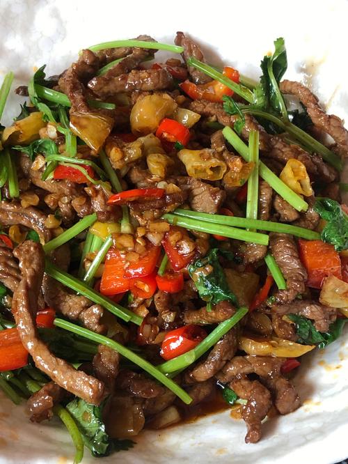 湘菜黑百叶,传统美食的现代演绎_湘菜黑百叶做法大全 饮食大全 湘菜黑百叶,传统美食的现代演绎_湘菜黑百叶做法大全 湘菜黑百叶,传统美食的现代演绎_湘菜黑百叶做法大全 饮食大全